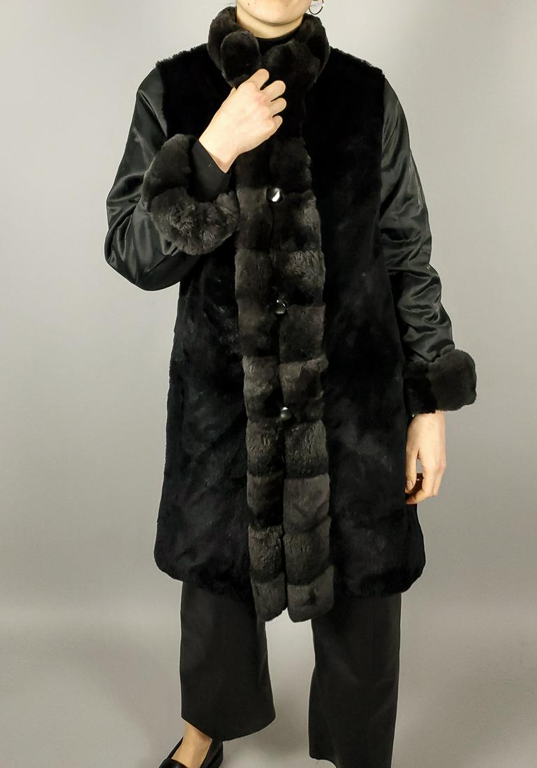 REVERSIBLE BLACK SHEARED BEAVER FUR COAT SIZE M (1 of 9)