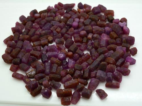 1 Kg Beautiful Ruby Crystals lot from Africa (1 of 4)