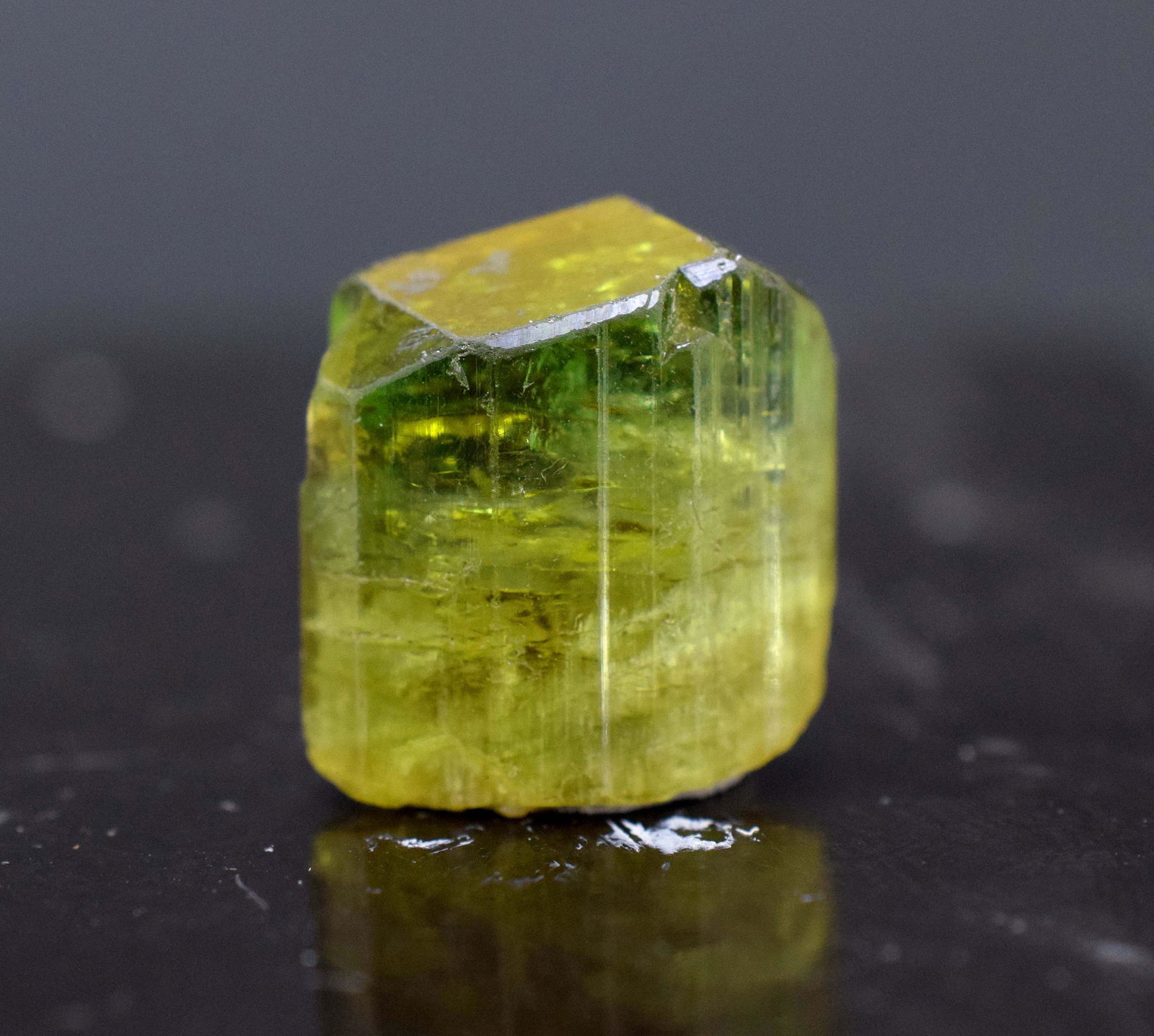 13.10 Carats Stunning Diamond Cut Terminated And (1 of 5)