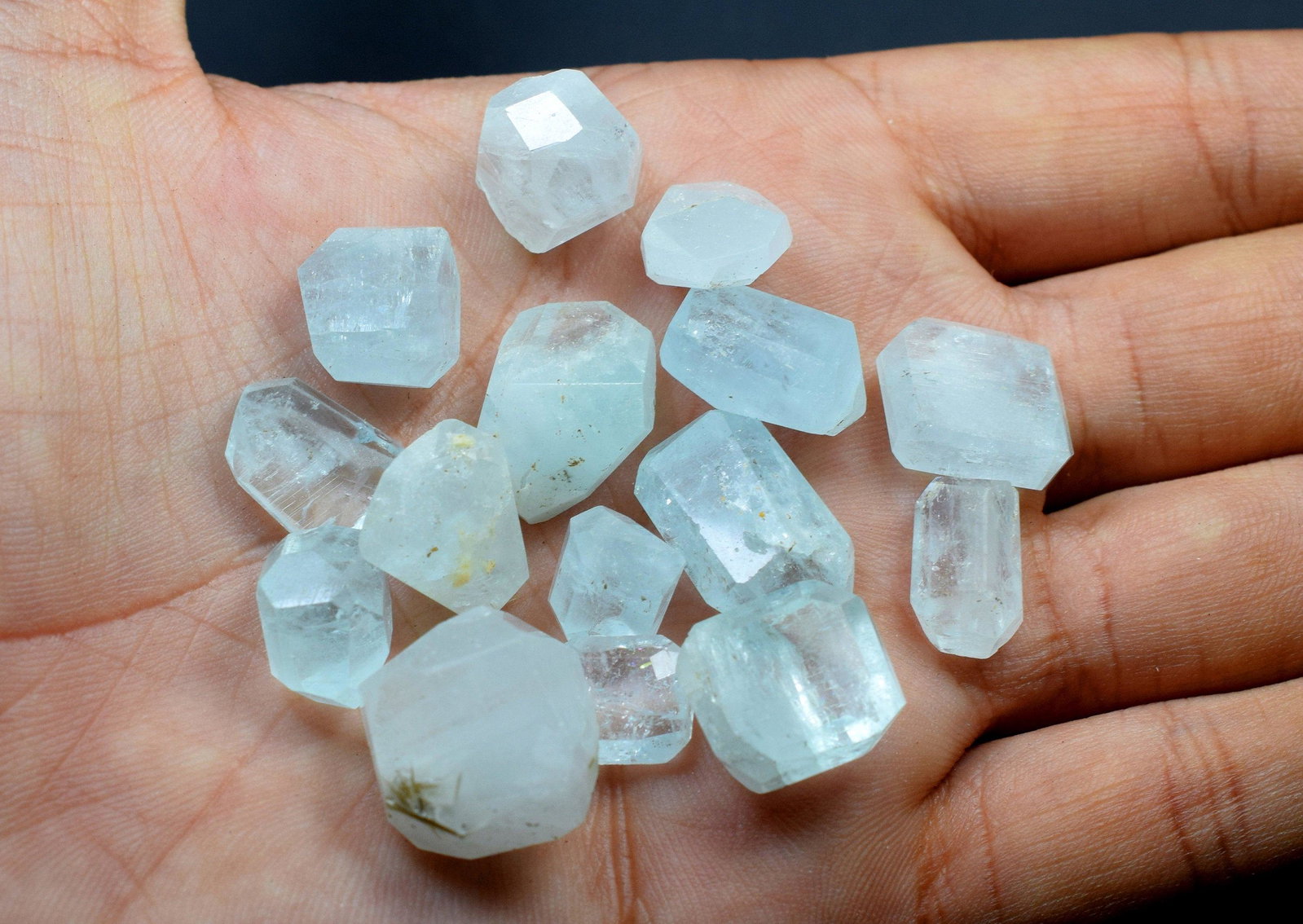 15 pieces Aquamarine beads lot from skardu pakistan: Materials: aquamarine, beads Reserve: $120.00 Shipping: Domestic: Flat-rate of $24.00 to anywhere within the contiguous U.S. International: Foreign shipping rates are determined by destination. Combin
