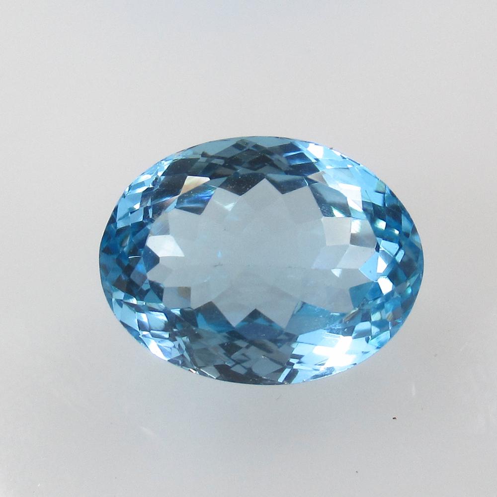 10.84 Ct Natural Blue Topaz Oval Cut (1 of 2)