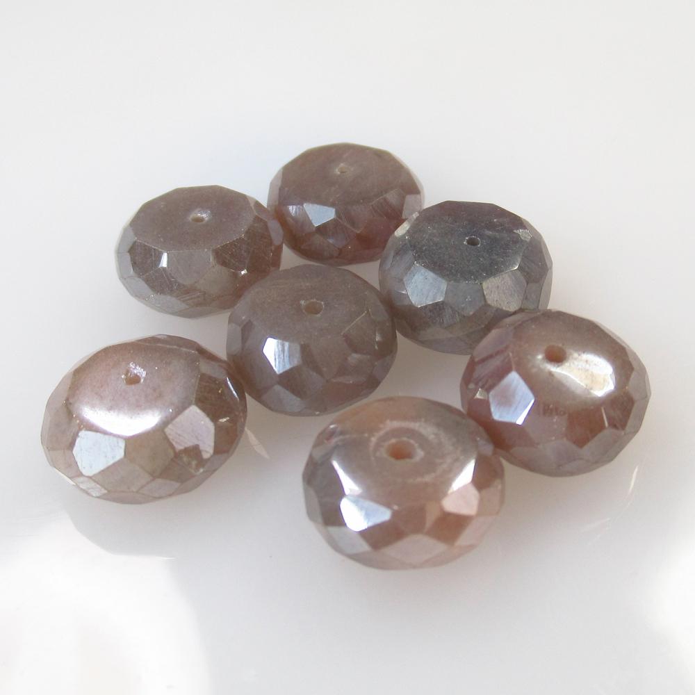 30.30 Ct Natural 7 Drilled Moonstone Round Beads: No Reserve! Title: 30.30 Ct Natural 7 Drilled Moonstone Round Beads Stone Clarity: Opaque Gemstone: Natural Moonstone Beads Carat Weight: 30.3 Size/Dimensions: 9.80 to 10.30 mm / 7 PC's Additional Inf