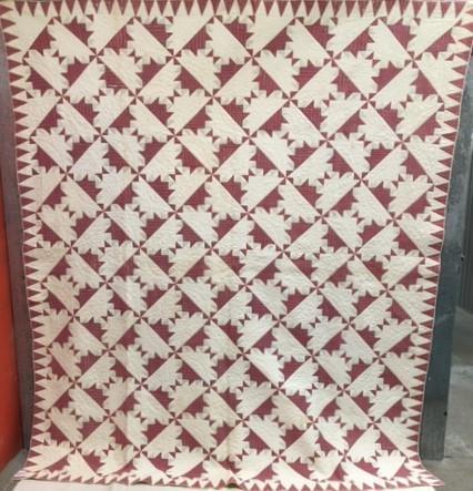 PINWHEEL DELECTABLE MOUNTAINS ANTIQUE QUILT (1 of 7)
