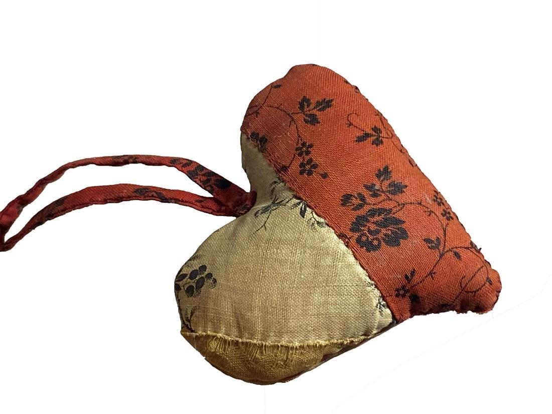 Patchwork Heart Pin Cushion (1 of 2)