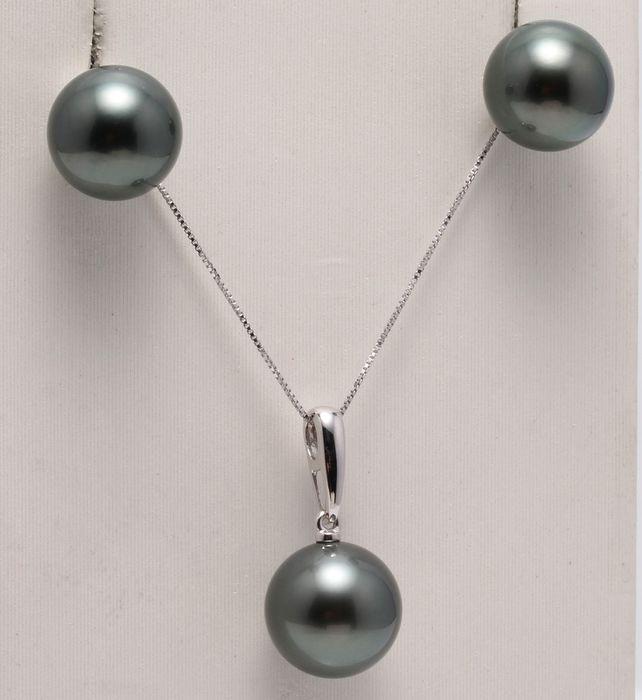 14 kt. White Gold - 11x12mm Peacock Tahitian Pearls -: Title: 14 kt. White Gold - 11x12mm Peacock Tahitian Pearls - Set Description: Emerging from the tropical lagoons of French Polynesia, these 3 pearls have a natural beautiful Tahiti green color with ey