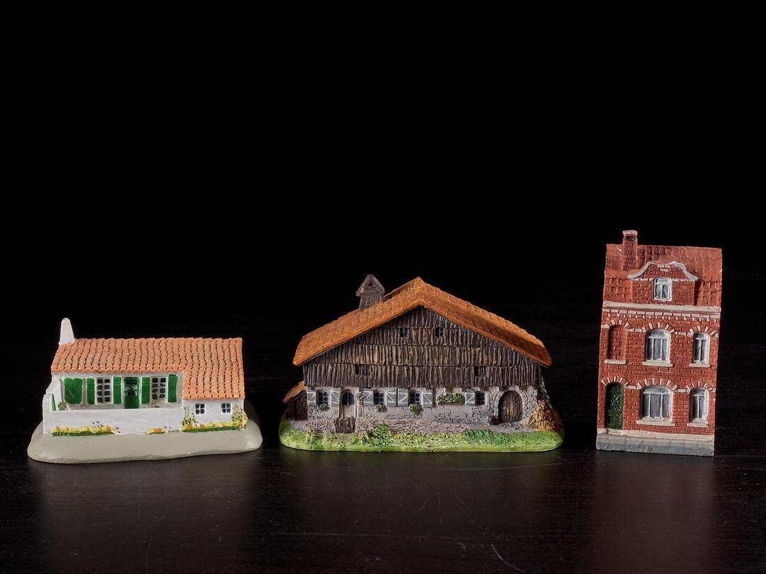 3 original miniatures houses "maison de france" (1 of 1)