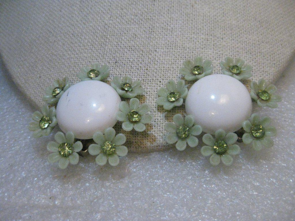 Vintage 1940's Plastic Floral Clip Earrings, (1 of 5)