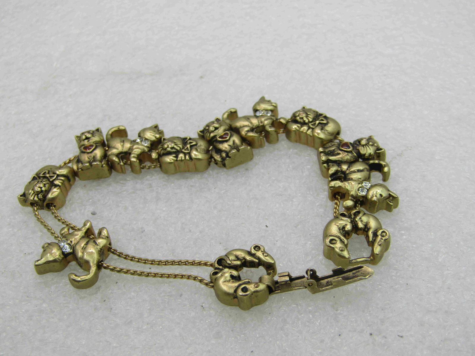 Vintage Avon Cat & Mouse Slide Bracelet, 7", Gold Tone (1 of 5)