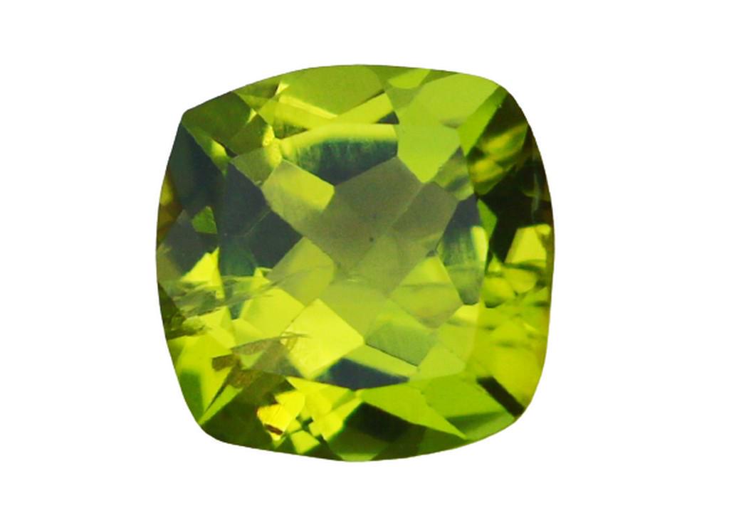 Natural & Unheated~ Green Peridot Gemstone: Title: Natural & Unheated~ Green Peridot Gemstone Color/Clarity: Green Gemstone Type: Faceted Cut Carat Weights: 2.20 Cts Size/Dimensions: 7.5x7.5x4mm Reserve: $34.99 Shipping: Domestic: Flat-rate of