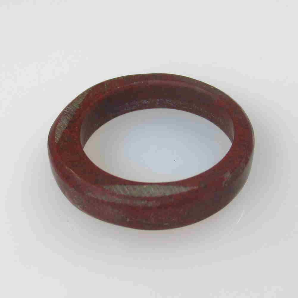 10.50 Ctw Natural Japser Quartz Round Ring: No Reserve! Title: 10.50 Ctw Natural Japser Quartz Round Ring Stone Clarity: Transparent Gemstones: Jasper Quartz Ring Size/Dimensions: 10.5 Carat Weights: 18.50 mm Additional Information: Excellent R