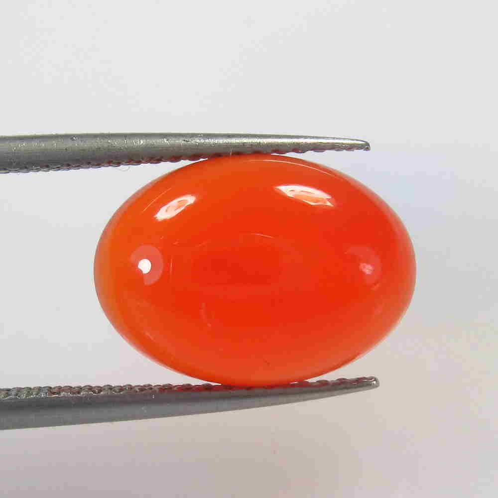 5.35 Ctw Natural Carnelian Oval Cab: No Reserve! Title: 5.35 Ctw Natural Carnelian Oval Cab Stone Clarity: Semi-Transparent Gemstones: Carnelian Size/Dimensions: 5.35 Carat Weights: 10.00 x 11.00 x 5.00 mm Additional Information: Excelle