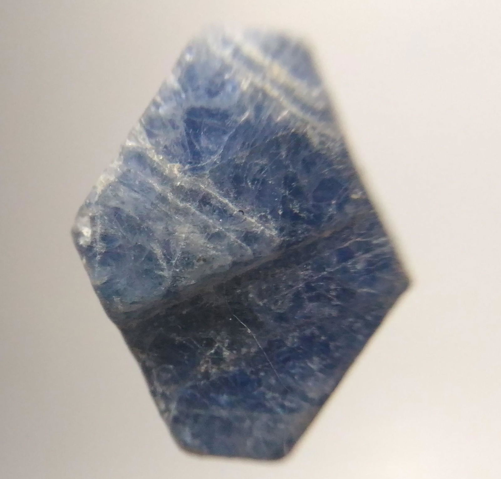 4.15 CT BLUE SAPPHIRE CRYSTAL - UNTREATED (1 of 4)