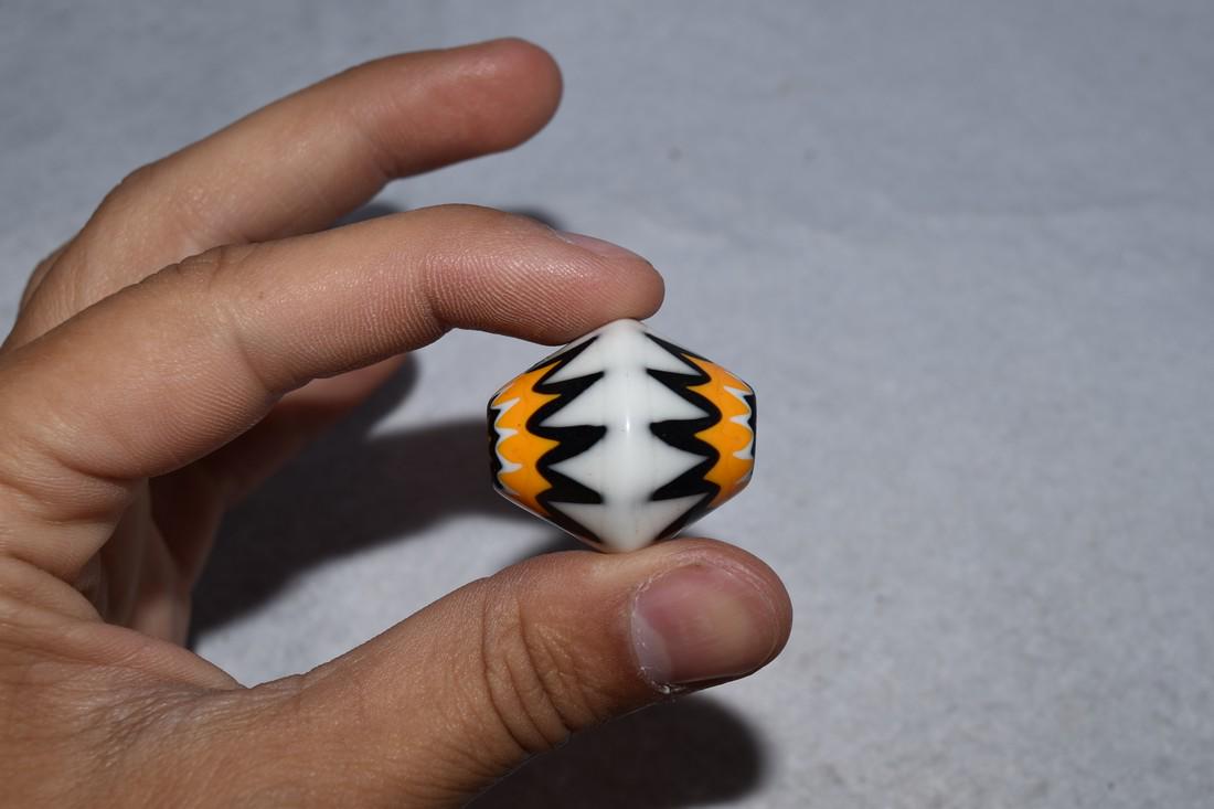 1 1/8" Vintage Chevron Bead (1 of 3)
