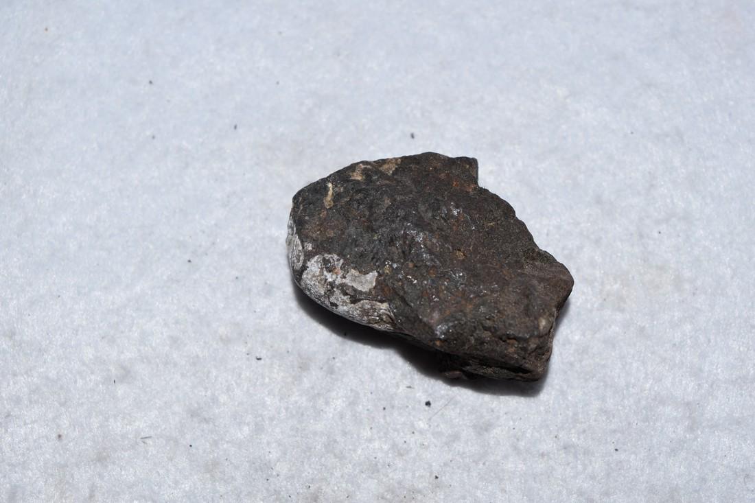 Campo Del Cielo Meteorite 1576: Campo Del Cielo Meteorite 1576 Reserve: $5.00 Shipping: Domestic: Flat-rate of $10.00 to anywhere within the contiguous U.S. International: Foreign shipping rates are determined by destination. Combin