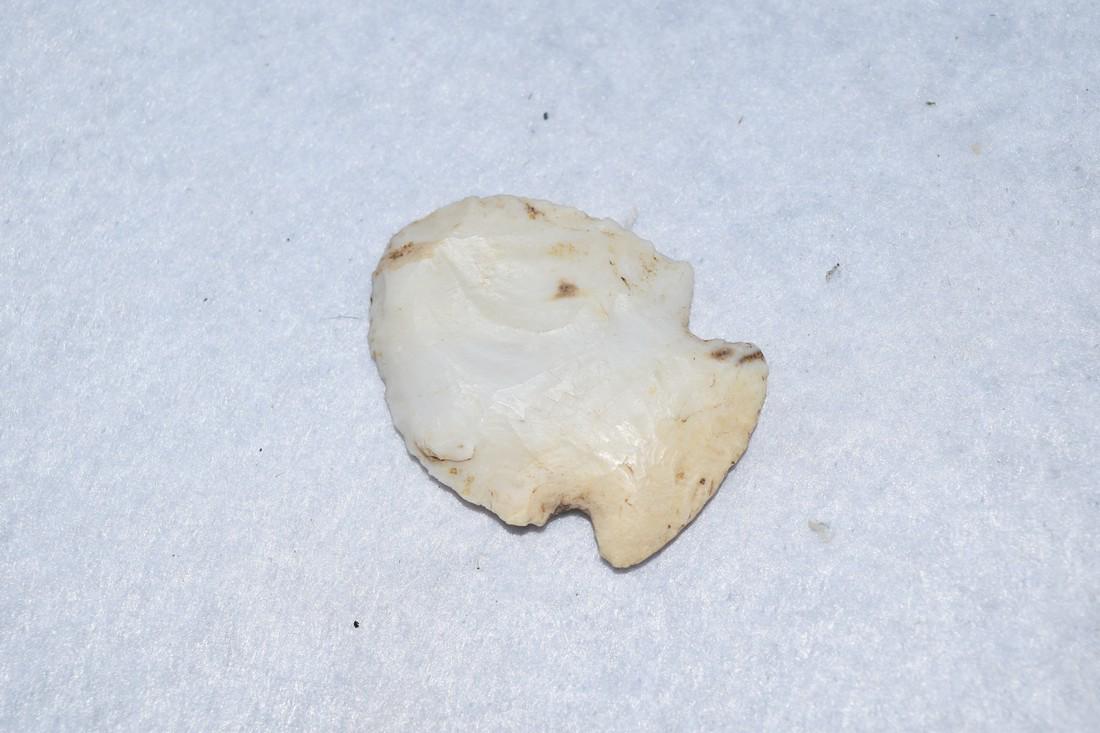 1 3/4" Hafted Scraper, Native American Artifacts (1 of 4)