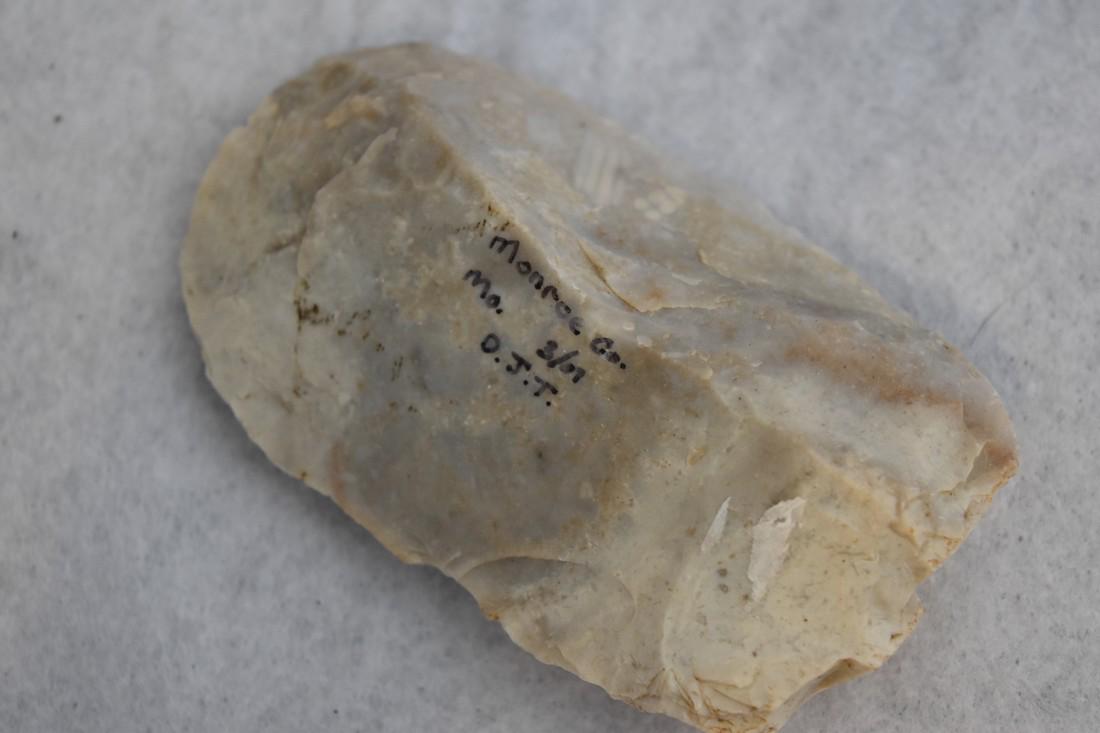3 3/4" Digger found in Monroe County, MO, Found in: 3 3/4" Digger found in Monroe County, MO, Found in March 2009, Native American Artifacts Reserve: $5.00 Shipping: Domestic: Flat-rate of $10.00 to anywhere within the contiguous U.S. International: Fo
