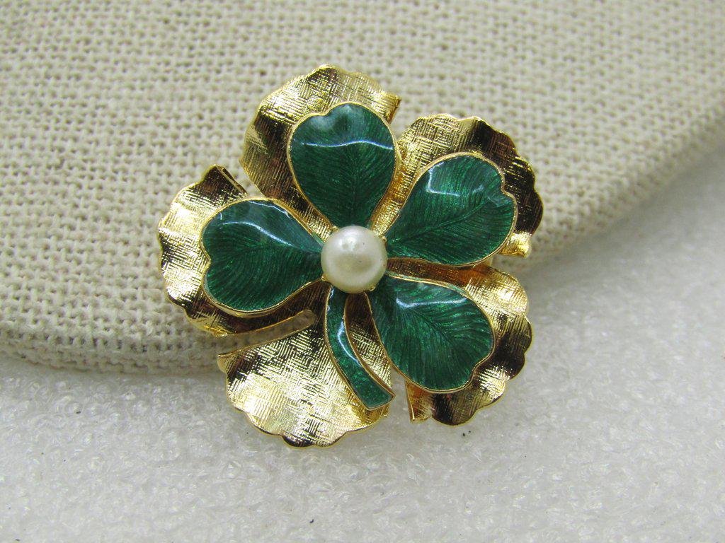 Vintage Enameled Four-Leaf Clover Brooch, Faux Pearl, (1 of 6)
