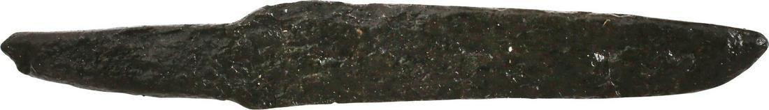 VIKING POUCH KNIFE, 9th-11th CENTURY: Just under 2 1/2" total length. (See https://leatherworkingreverend.files.wordpress.com/2009/07/dsc01382.jpg and https://inhabitat.com/melting-glaciers-reveal-items-lost-in-the-stone-age/ for similar 