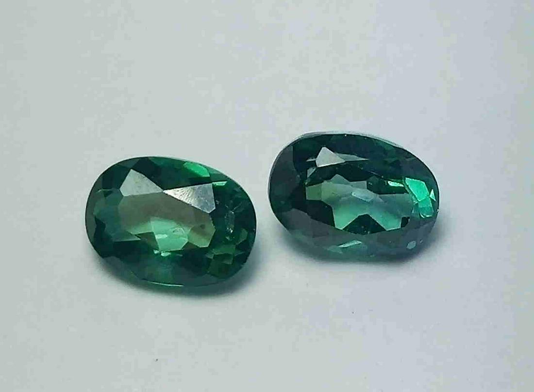 2 PCS 2.34 CTS NATURAL GREEN TOPAZ OVAL SHAPE GOOD (1 of 4)