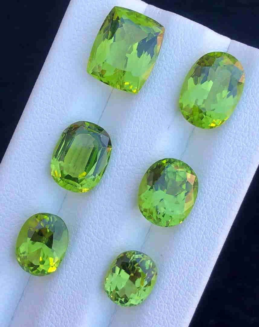 18 Carats Beautiful Green Peridot Lot 6 Items (1 of 7)