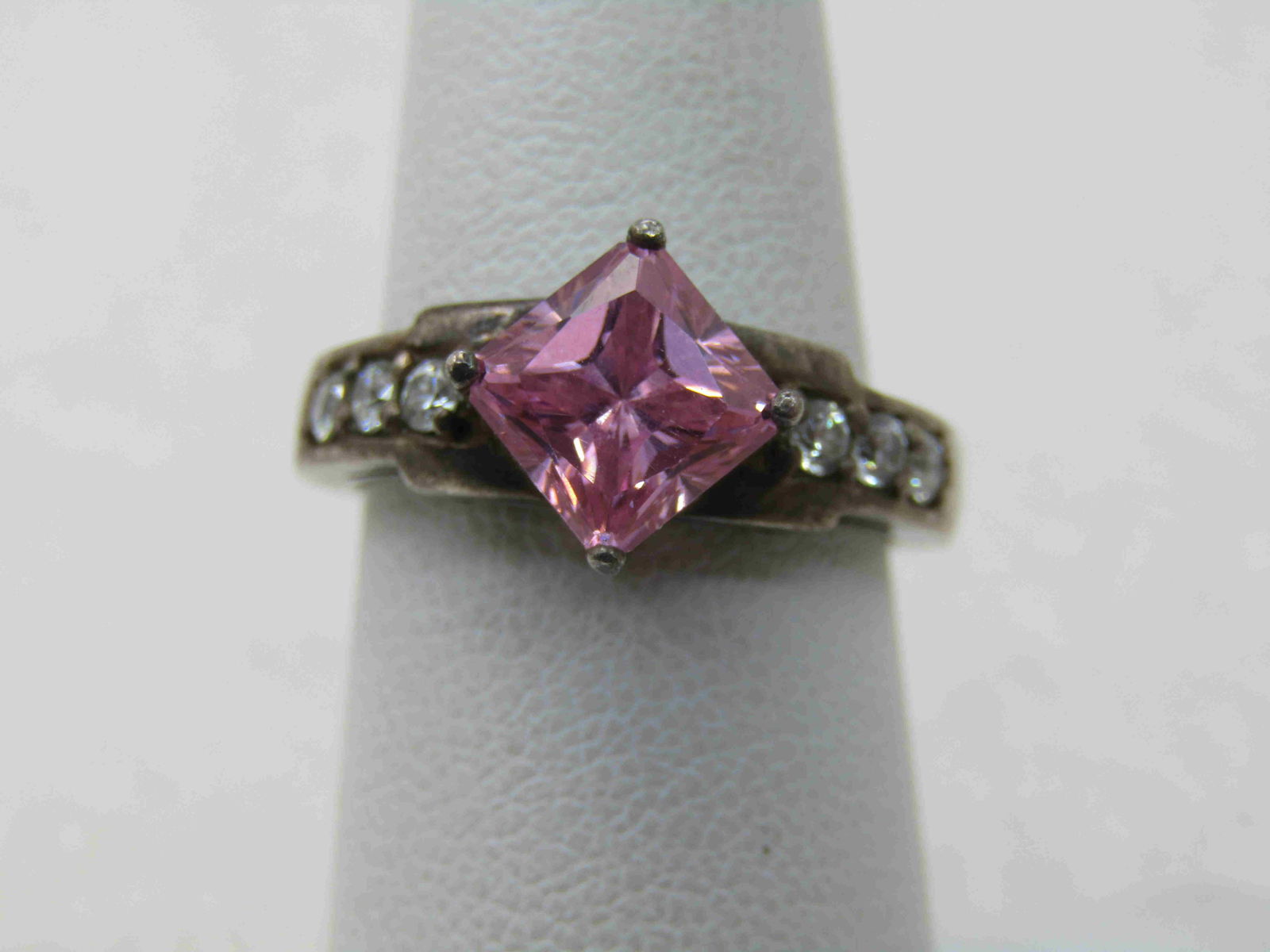 Vintage Sterling Pink Clear CZ Ring, Sz. 7, 4.90 grm (1 of 8)