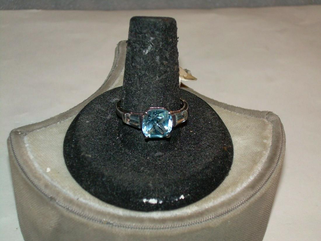 Sterling Silver Blue Topaz Ring - Size 8 - Vintage (1 of 20)