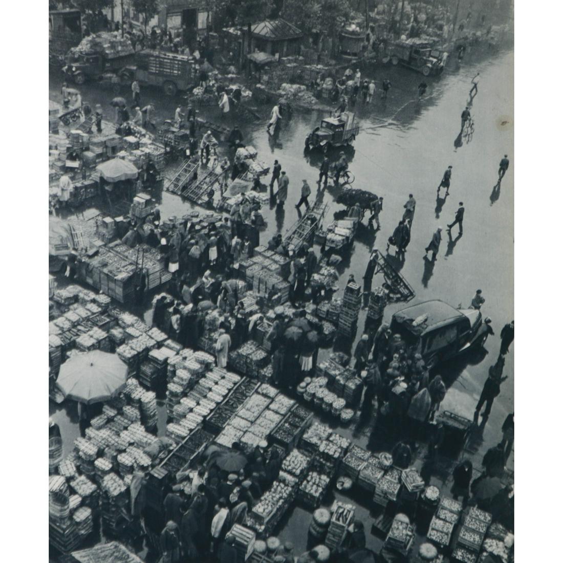 UNKNOWN - Les Halles de Jour (1 of 1)