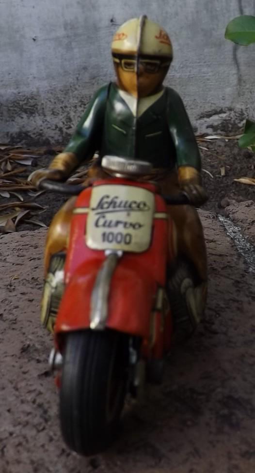 Schuco Curvo motorcycle , Made in US Zone Germany, with (1 of 5)