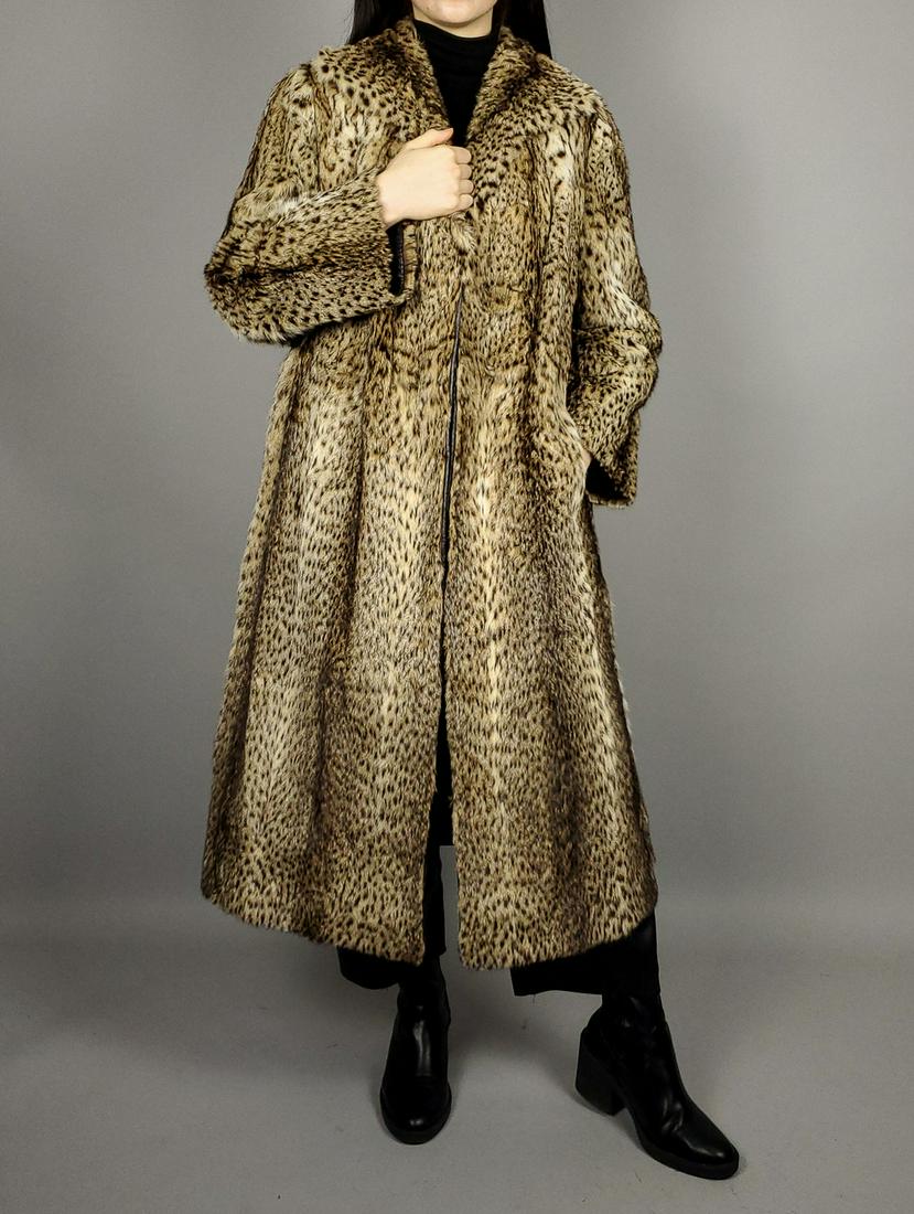 Black Brown Spotted Fur Coat (1 of 12)