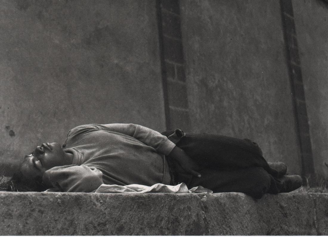 MANUEL ALVAREZ BRAVO - The Dreamer, 1931: Artist: MANUEL ALVAREZ BRAVO Print Title: The Dreamer, 1931 Medium: photo-lithograph Printed 2000’s Germany Image size (inches) approx. 5.5 x 4.5” Reserve: $25.00 Shipping: Domestic: Flat rate of 