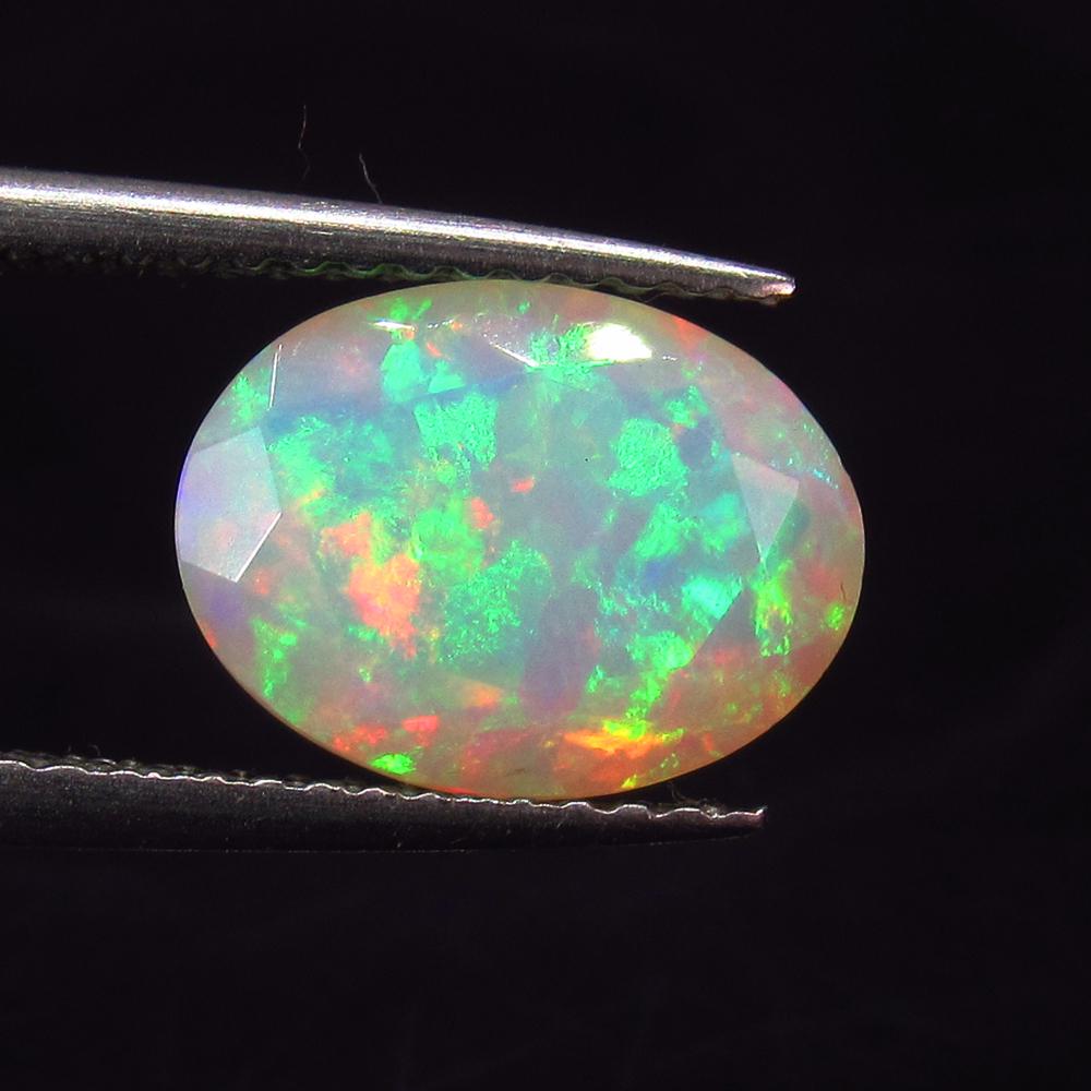 IGI Certified 1.88 Ct Natural MultiColor Fire Oval Cut (1 of 4)