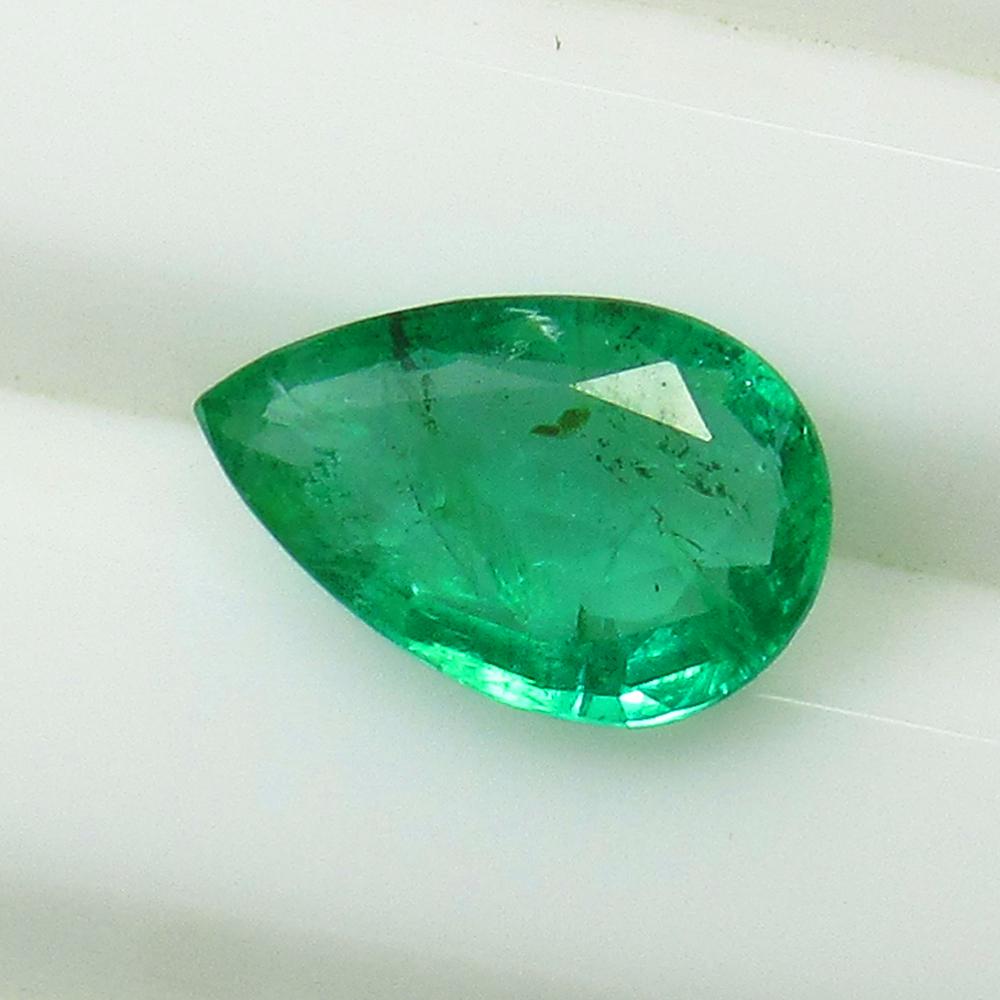 1.46 Ct Natural Zambian Emerald Pear Cut (1 of 2)