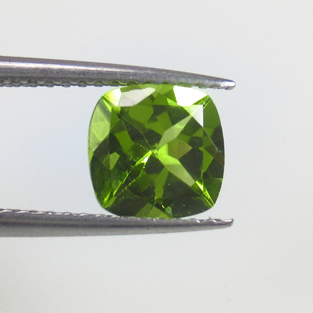 1.60 Ct Natural Pakistan Peridot Cushion Cut: No Reserve! Title: 1.60 Ct Natural Pakistan Peridot Cushion Cut Stone Clarity: VVS Gemstones: Natural Peridot Carat Weights: 1.6 Size/Dimensions: 7.10 x 7.10 x 4.50 mm Additional Information: Top Clas