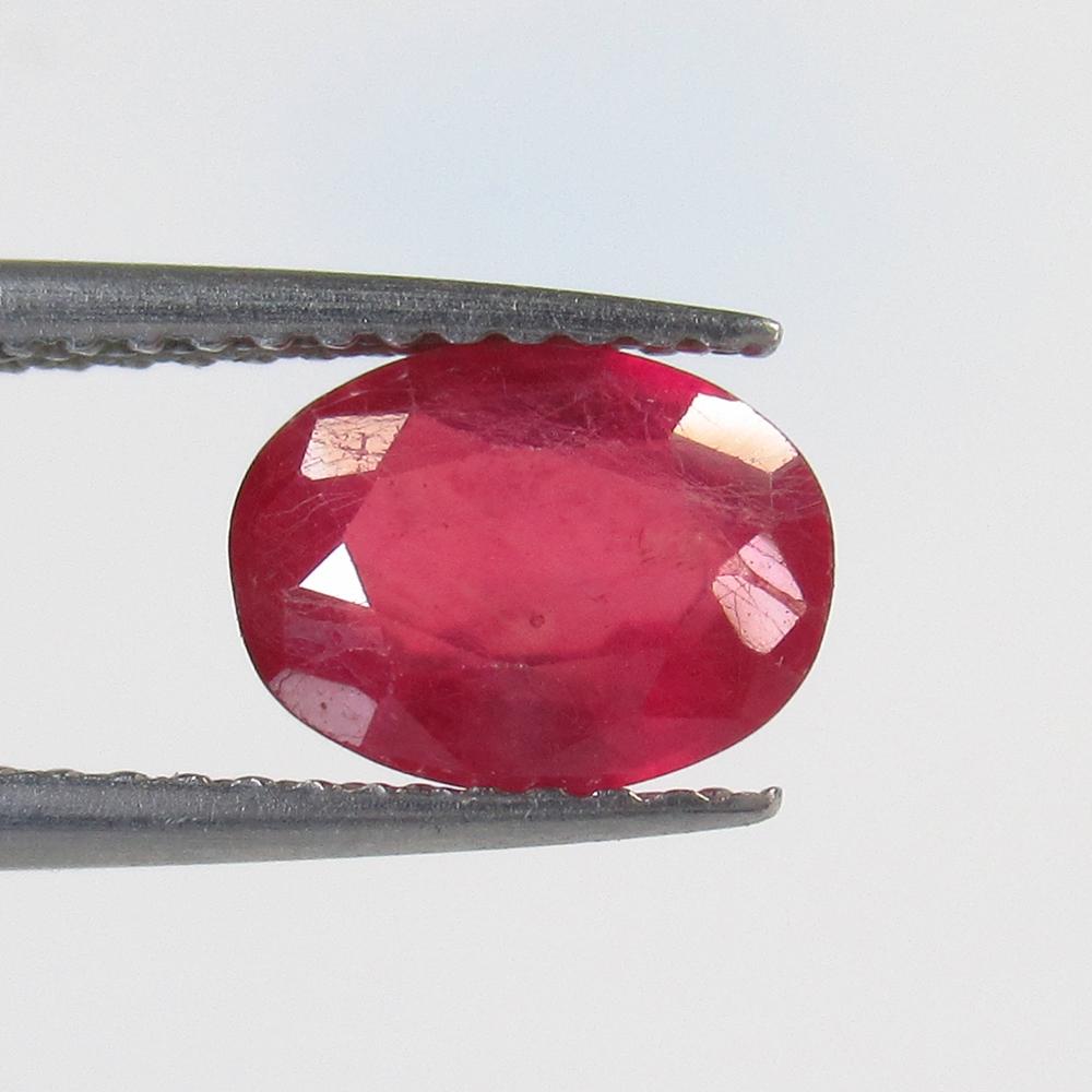 1.70 Ct Natural Mozambique Red Ruby Oval Cut (1 of 2)