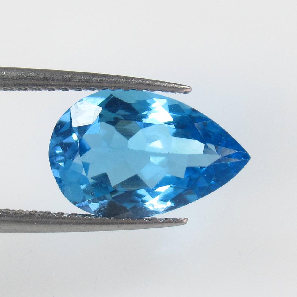 4.01 Ct Natural Blue Topaz Pear Cut (1 of 2)