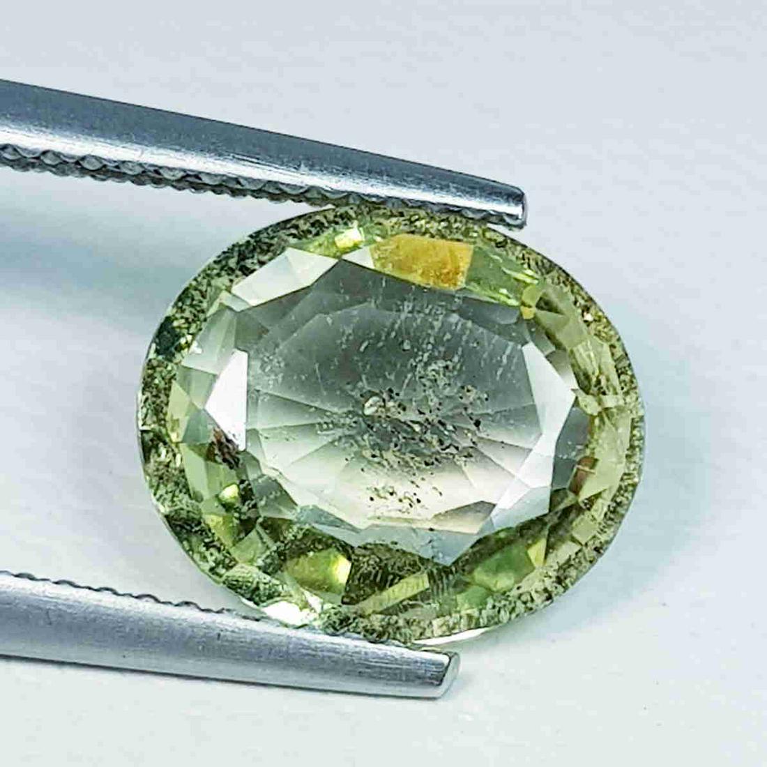 2.49 ct Natural Yellowish Green Beryl: No Reserve! Title: 2.49 ct Natural Yellowish Green Beryl Color/Clarity: VS Gemstones: Loosegemstone Carat Weights: 2.49 Size/Dimensions: 10.70 x 9.30 x 4.20 Additional Information: Oval - Madagascar S