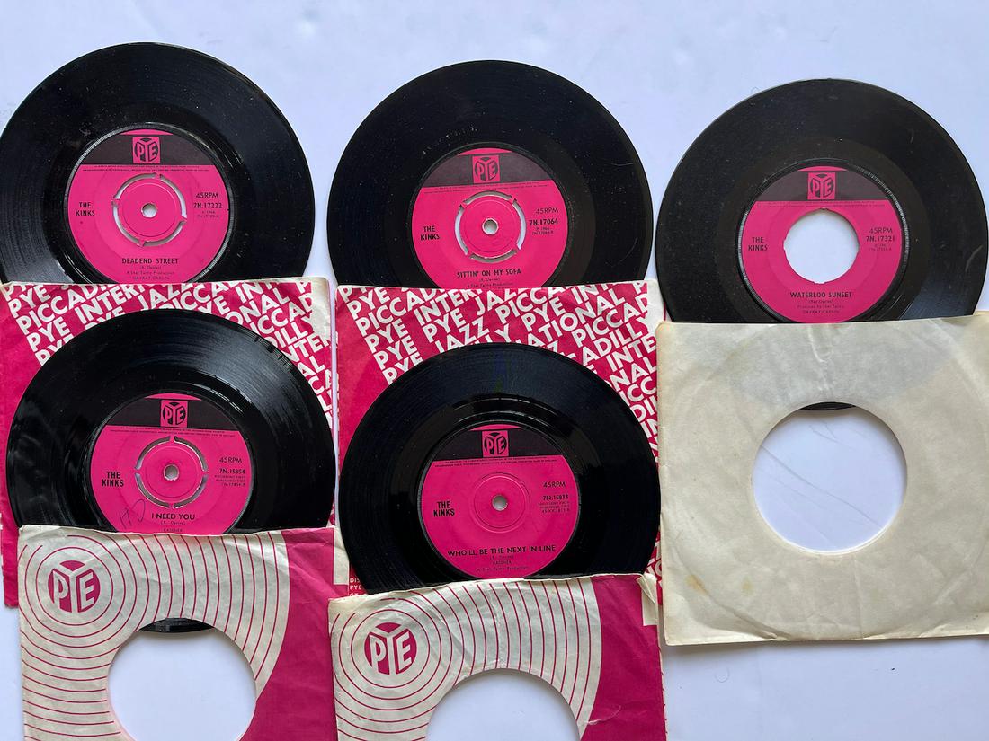 THE KINKS SET (1 of 1)