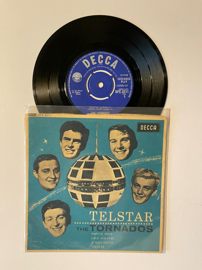 THE TORNADOS PICTURE SLEEVE (1 of 1)