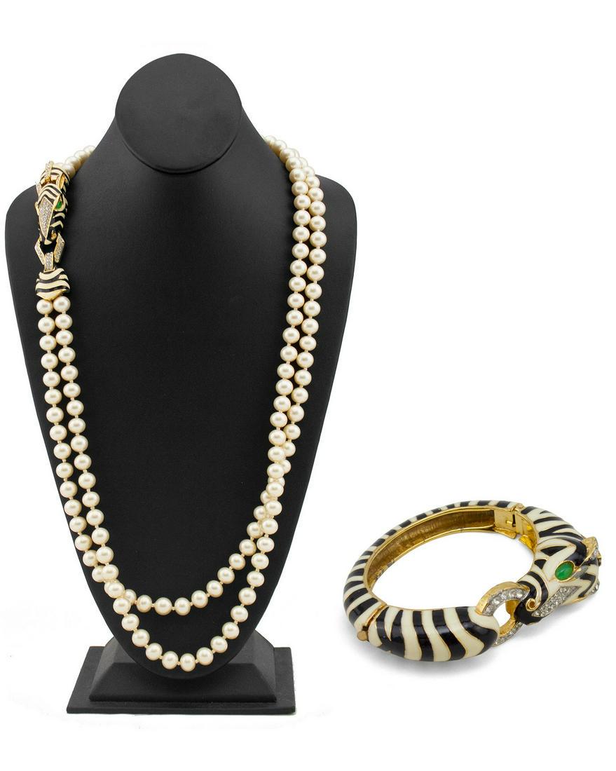 Ciner Double faux pearl necklace & matching zebra (1 of 9)