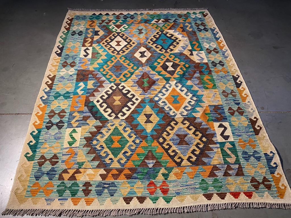 COLORFUL HAND KNOTTED KLIM 5x6.6 (1 of 8)