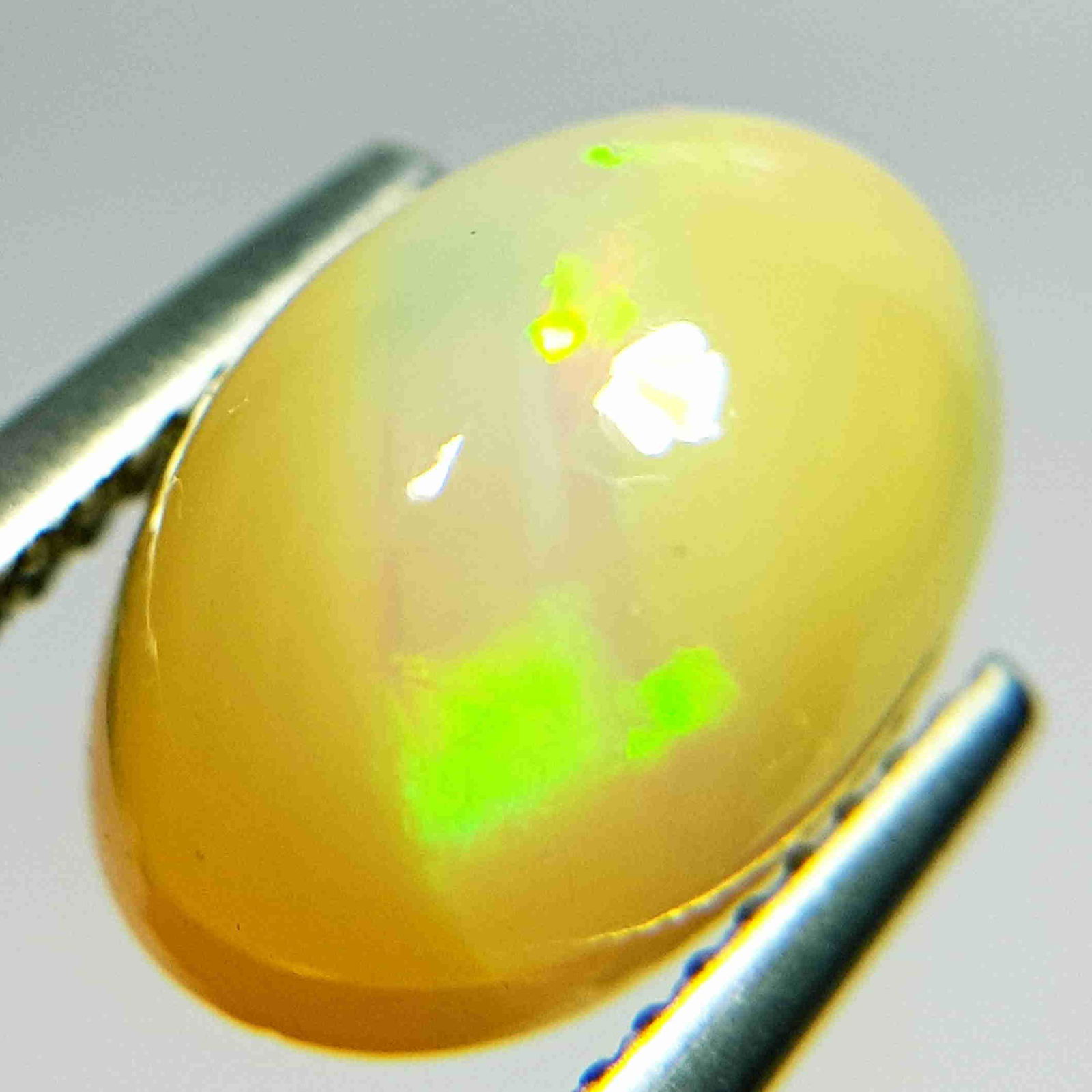 Natural Fire Opal Oval Cabochon 2.81 ct (1 of 5)