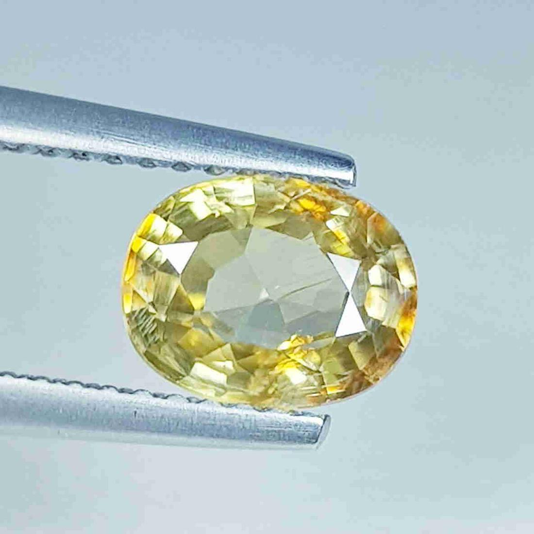 1.81 ct Natural Zircon Oval Cut: No Reserve! Title: 1.81 ct Natural Zircon Oval Cut Color/Clarity: VVS Gemstones: Loosegemstone Carat Weights: 1.81 Size/Dimensions: 7.62 x 6.01 x 3.51 Additional Information: Oval - Cambodia Shipping: