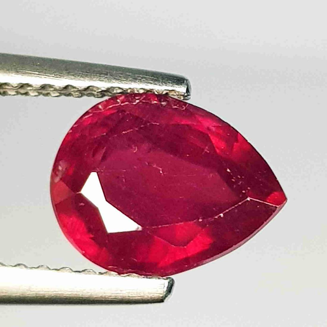 2.43 Ct  Natural Ruby Pear Cut (1 of 4)