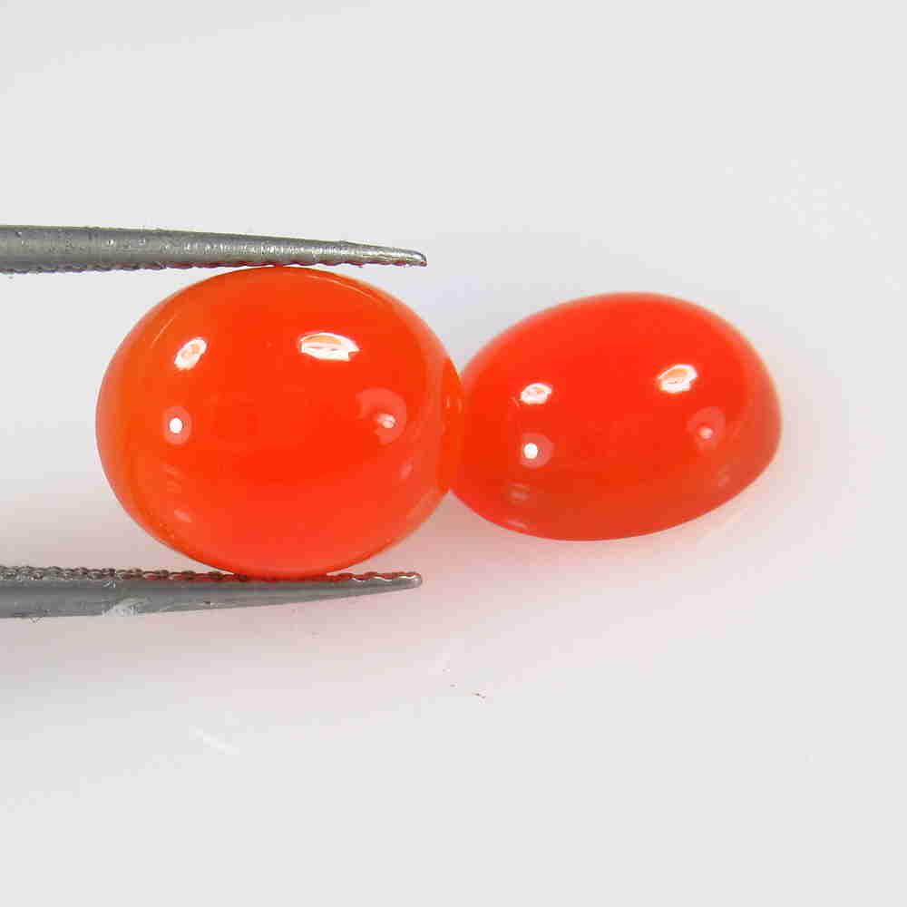 9.13 Ctw Natural Orange Carnelian Oval Cab: No Reserve! Title: 9.13 Ctw Natural Orange Carnelian Oval Cab Stone Clarity: Semi-Transparent Gemstone: Natural Carnelian Carat Weight: 9.13 Size/Dimensions: 12.20 x 10.20 x 4.90 mm / 2 PC's Additiona