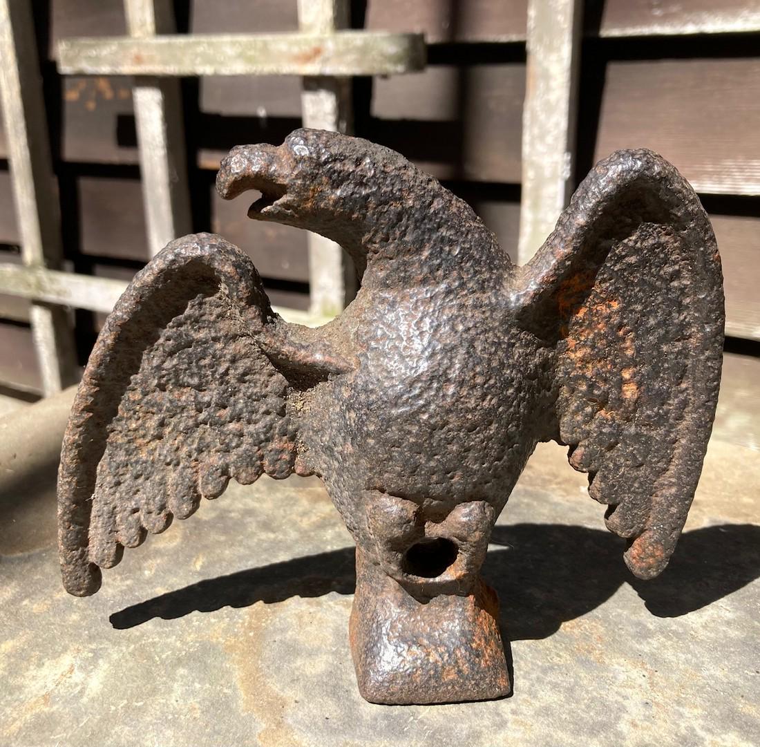 19thc Cast Iron Rooftop Snow Eagle (1 of 4)