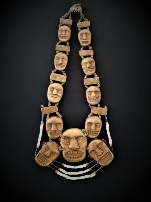 Antique Naga Headhunters Necklace: Title: Antique Naga Headhunters Necklace Date/Period: Early to mid 20th century Origin: Wangcho Naga, Longding district, Arunachal Pradesh, India - Himalaya Dimension: 17.5 inches long – 800 grams M