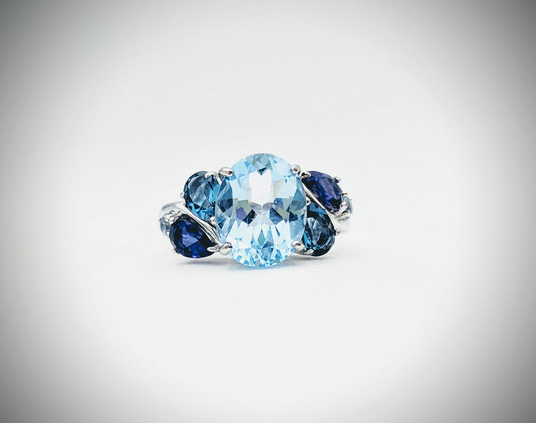 Sz 7 Sky Blue Topaz, London Blue Topaz & Deep Purple (1 of 3)