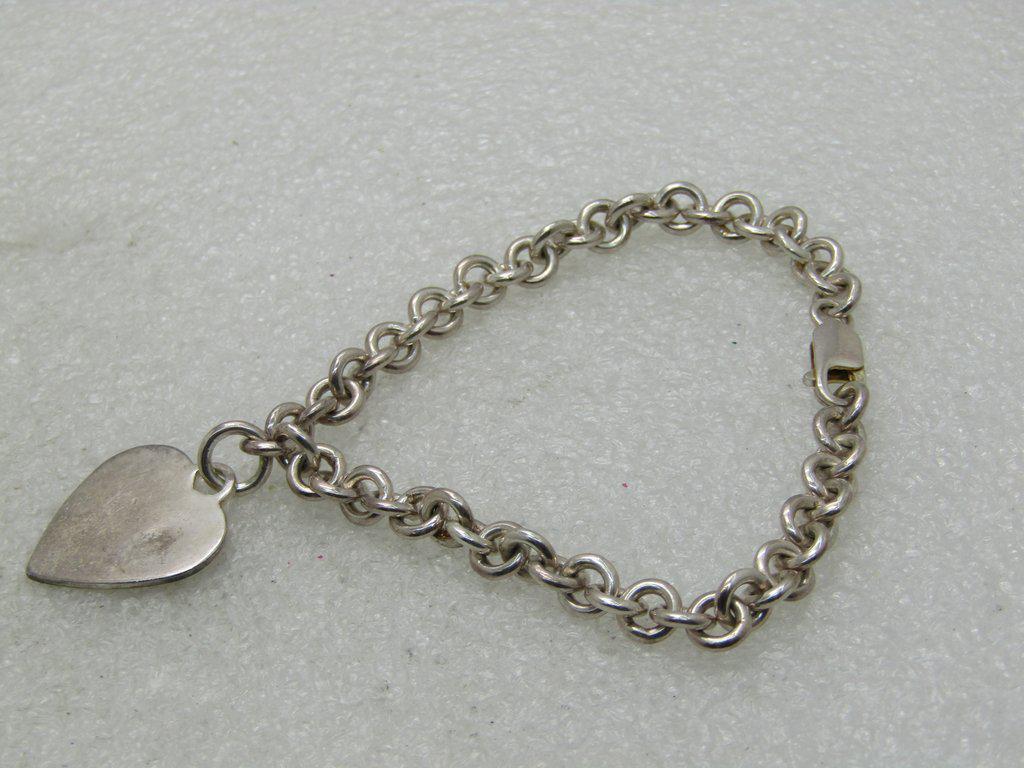 Vintage Sterling Silver Single Heart Charm Bracelet, (1 of 5)