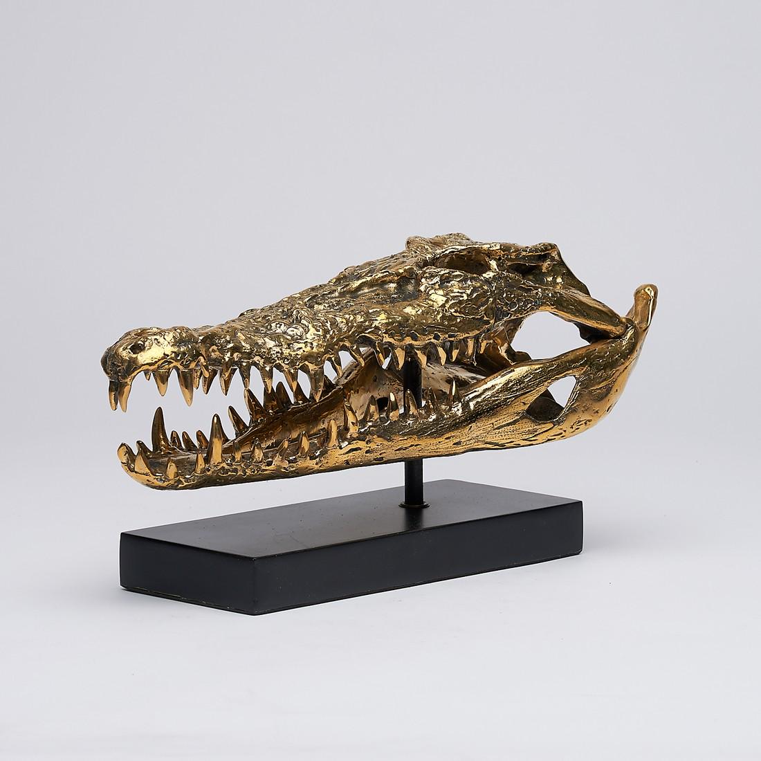 Fine bronze statue of a crocodile skull (1 of 10)