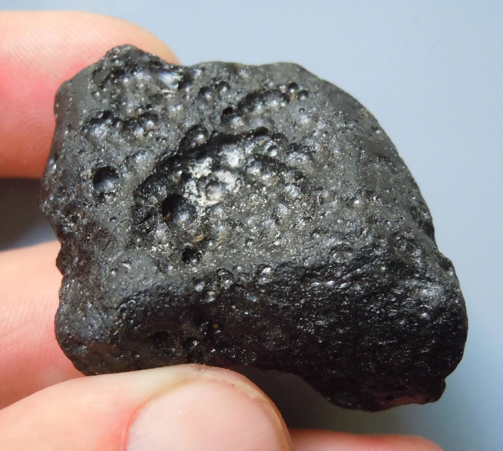 BIG PHILIPPINITE TEKTITE - 24 GRAM (1 of 4)
